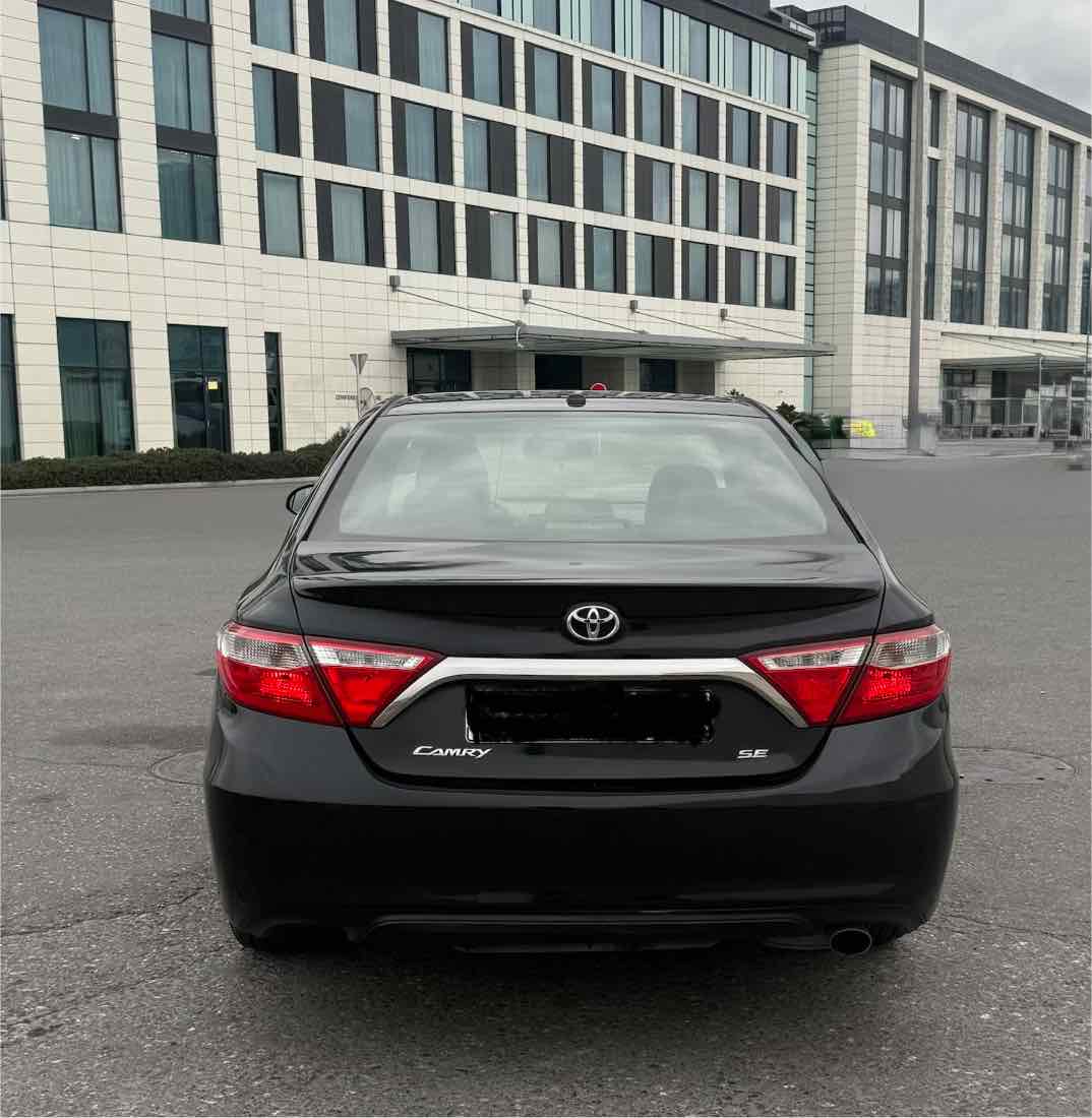 TOYOTA CAMRY 2017